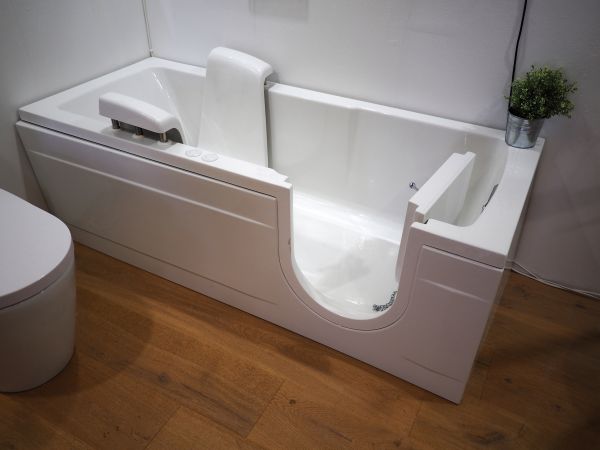 Cost of Walk In Tub Installation in Sun City West
